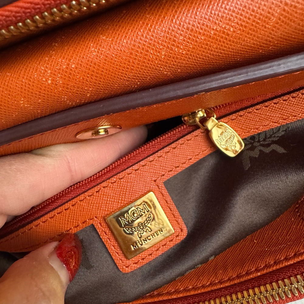 💯Guaranteed Authentic MCM Crossbody and Shoulder Bag Bundle 🥀FIRM PRICE🥀 - Picture 10 of 14